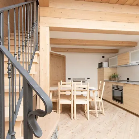 Italianway - Roma 39 Mansarda Apartament Bormio